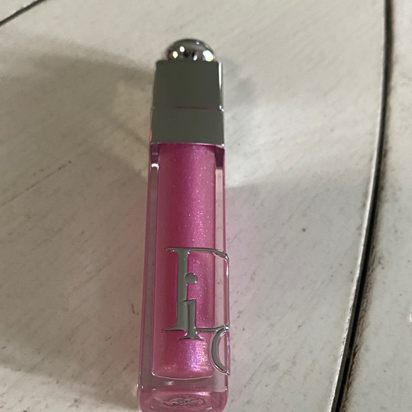 Dior Shimmering Pink Lip  Maximizer Gloss with Silver Accents - Picture 1 of 4